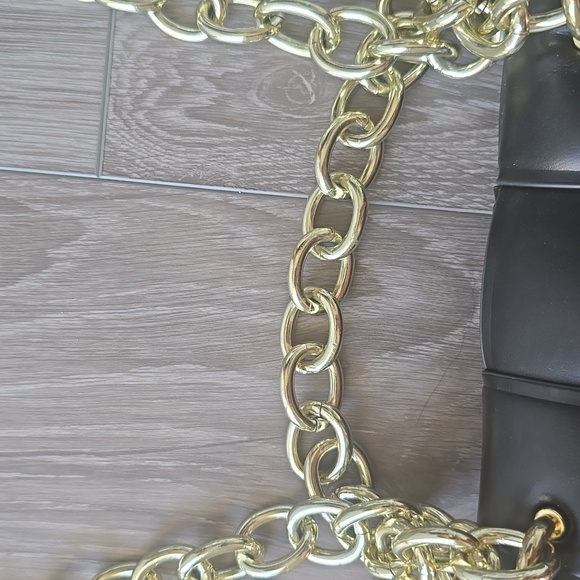 Most Wanted MW Black Vegan Leather Puffer Quilted Gold Chain Bag Shoulder Bag - Picture 13 of 14